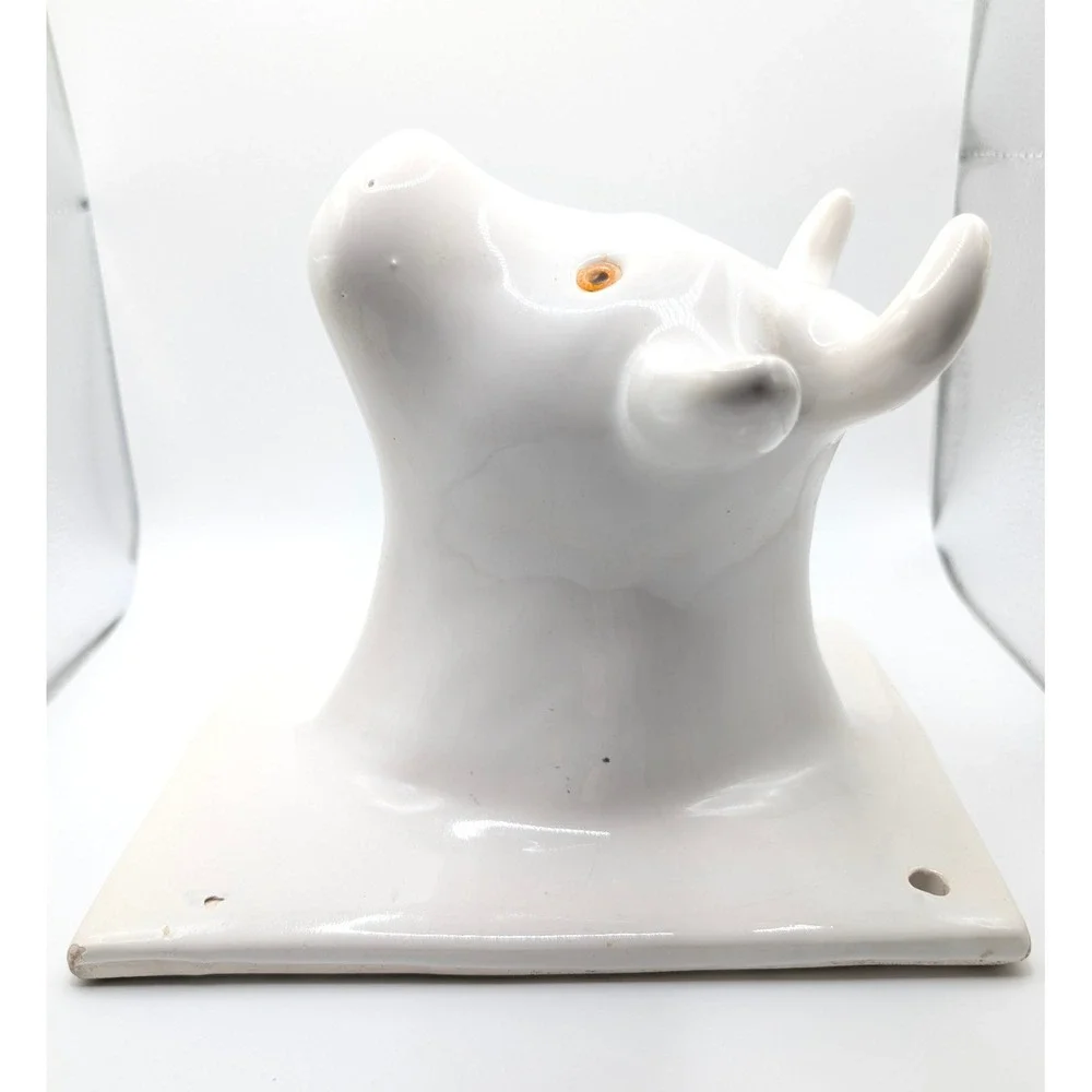Vintage Ceramic Cow Head Wall Mount White Glossy Bull Steer Key Hook